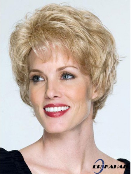 Klassische Kappe Perücken Remy Mensch Blonde Farbe Wellenförmiger Stil Kurze Länge