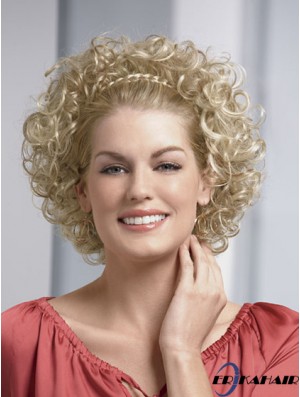 Kinnlänge Curly Blonde Modische synthetische Halbperücken